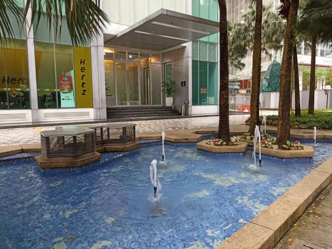 Soho Suites Klcc Куала Лумпур Екстериор снимка