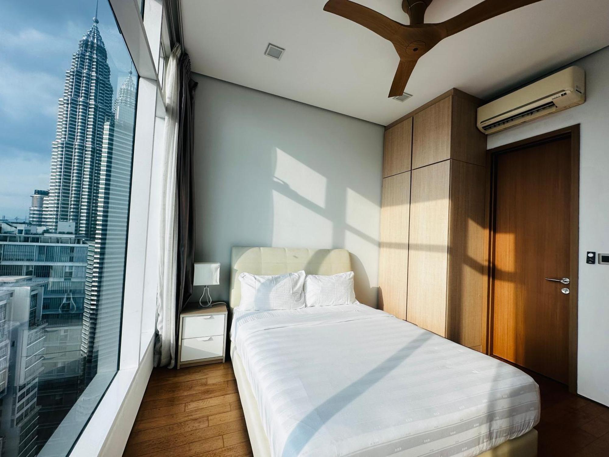 Soho Suites Klcc Куала Лумпур Екстериор снимка